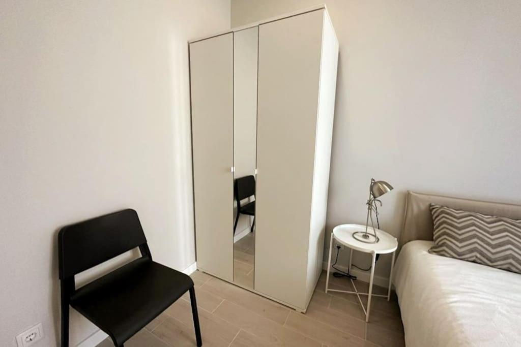 Modern Retreat With Patio Near The Airport - Oha I Apartment Lissabon
